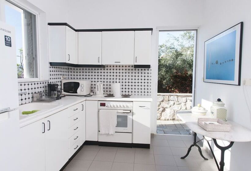 Messinian Blue Seaside Villa