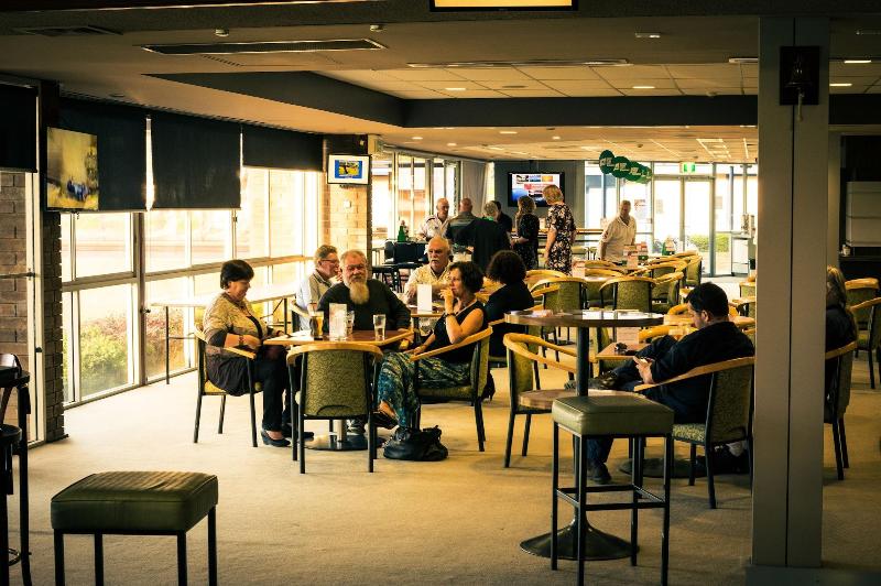 فندق على الطريق Yowani Country Club