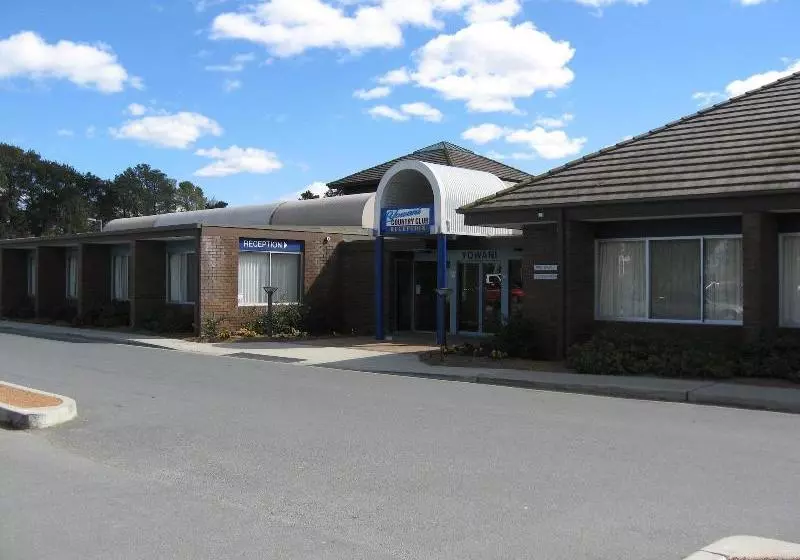 モーテル Yowani Country Club