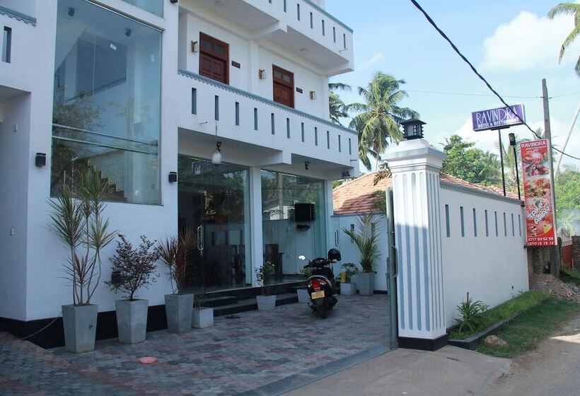 Ravindra Hotel And Restaurant