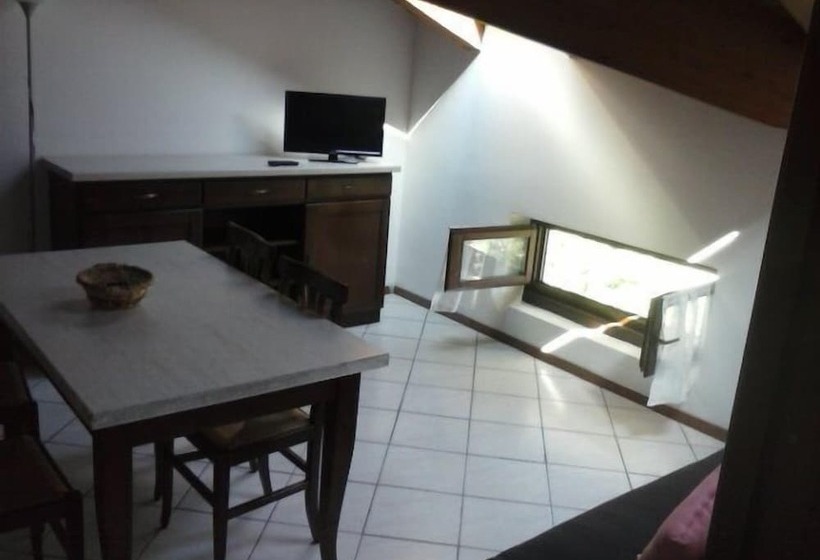 Residence Royal House