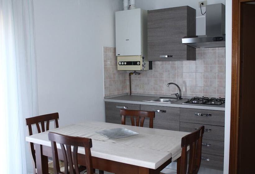 Residence Royal House