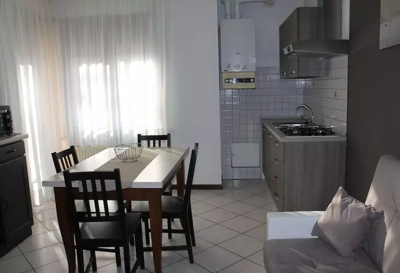 Residence Royal House