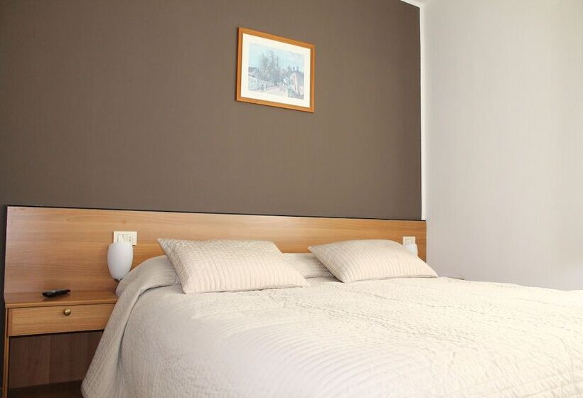 Residence Royal House