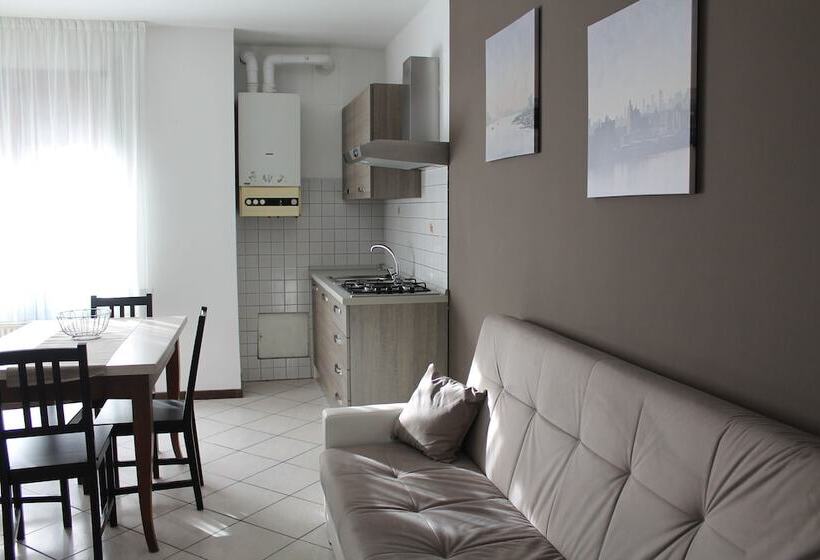 Residence Royal House