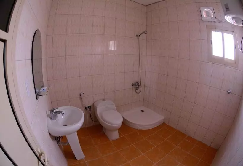 Al Eairy Furnished Apartments Dammam 7