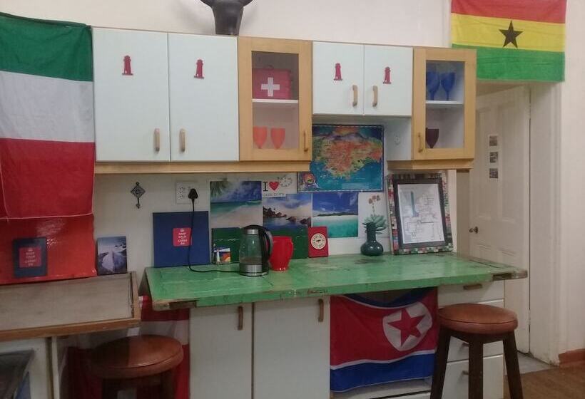 הוסטל Lighthouse Farm Backpackers Lodge