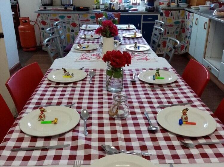 הוסטל Lighthouse Farm Backpackers Lodge