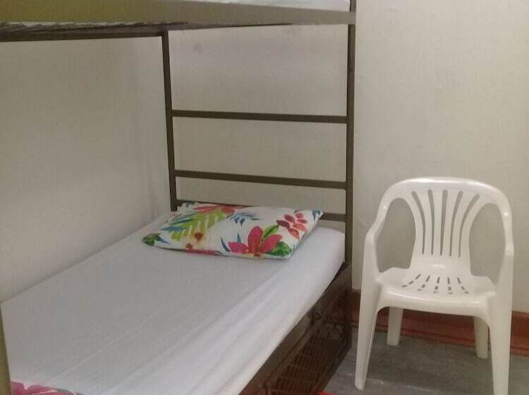 הוסטל Lighthouse Farm Backpackers Lodge