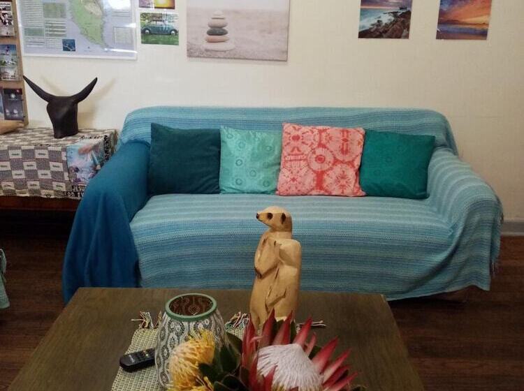 הוסטל Lighthouse Farm Backpackers Lodge