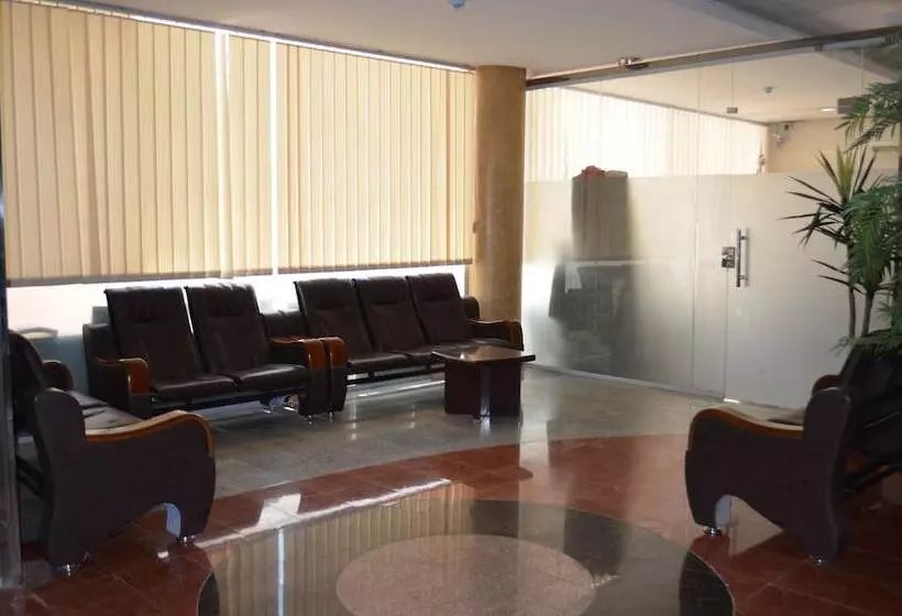هتل Al Eairy Furnished Apartments Riyadh 3