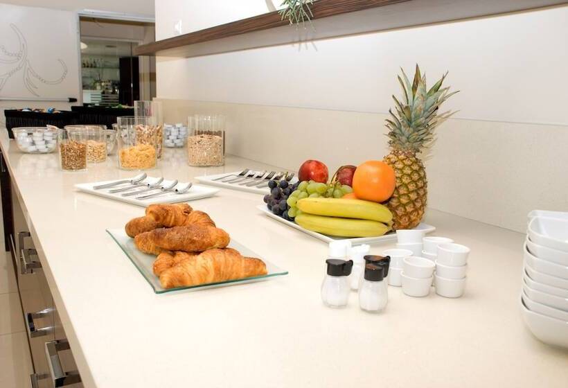 ホテル Campagnola