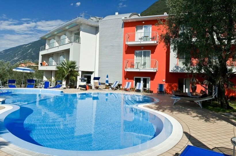 ホテル Campagnola