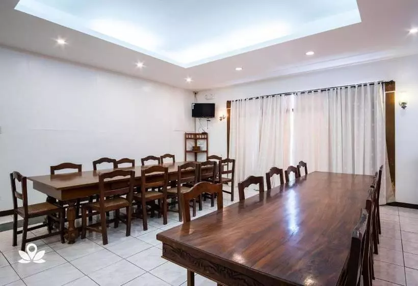 هتل Cordillera Inn