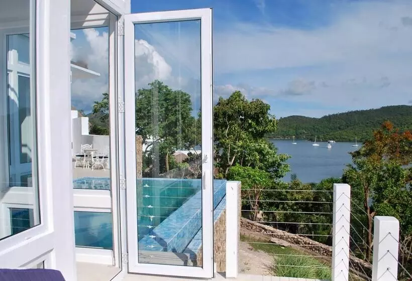 Hotelli Stunning Luxury 1br Villa Suite With Amazing Bay & Ocean Views