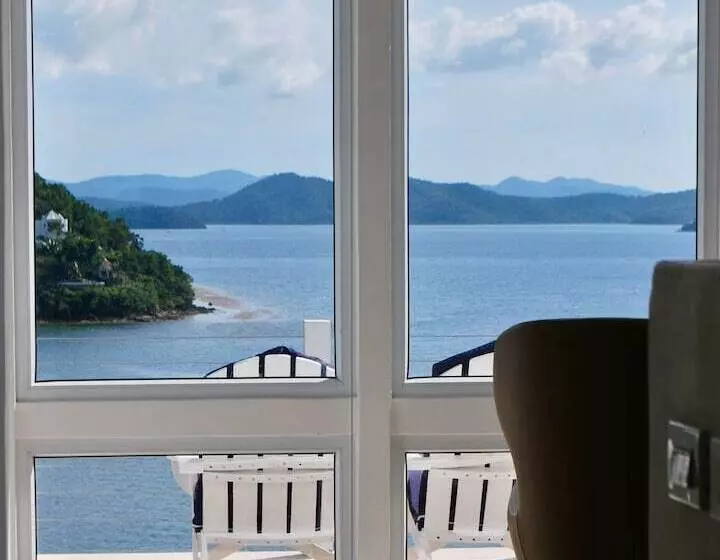 Hotelli Stunning Luxury 1br Villa Suite With Amazing Bay & Ocean Views