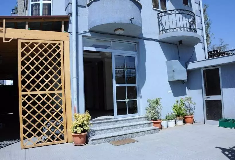 Guzara Hotel Addis