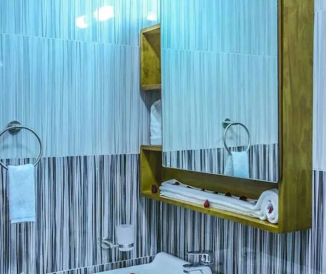 Guzara Hotel Addis