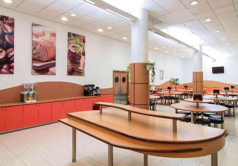 Hotel Ibis Budget Tambore