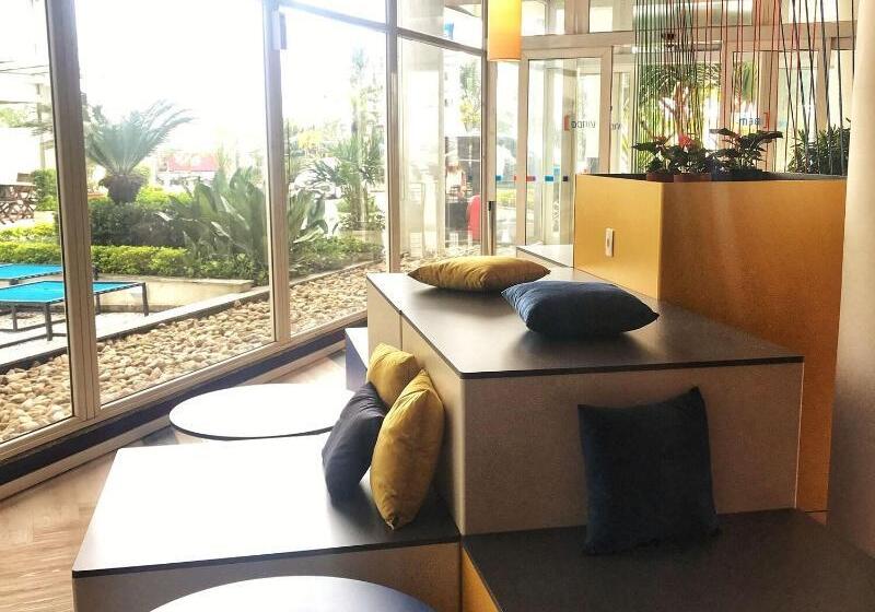 Hotel Ibis Budget Tambore