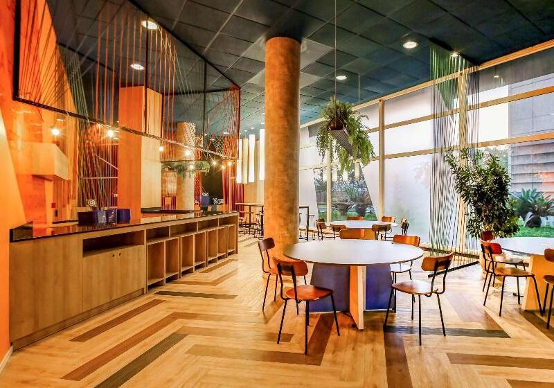 Hotel Ibis Budget Tambore