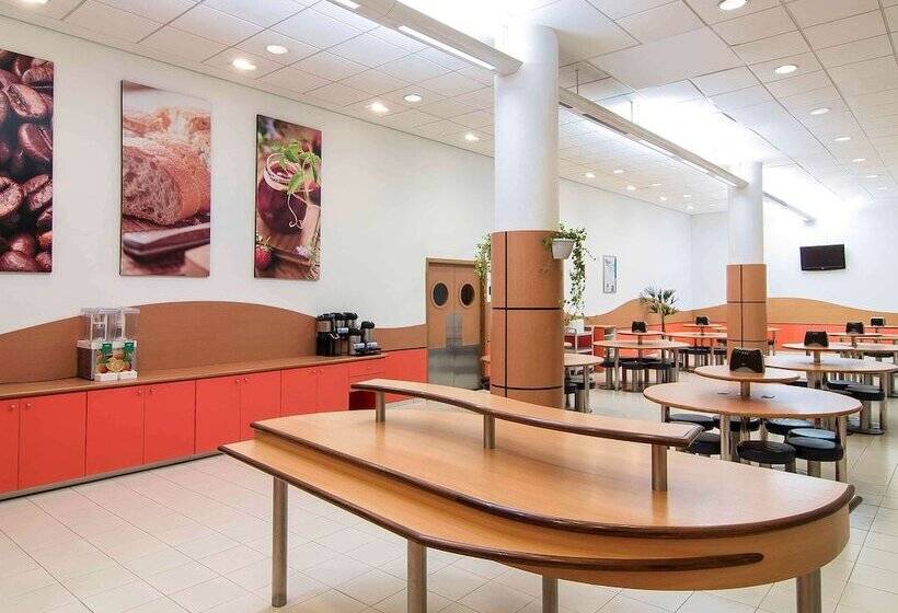 Hotel Ibis Budget Tambore