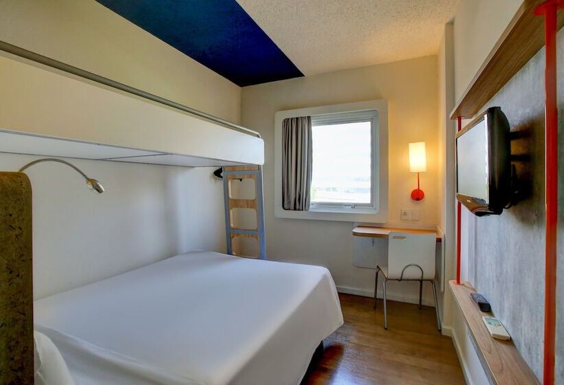 Hotel Ibis Budget Tambore