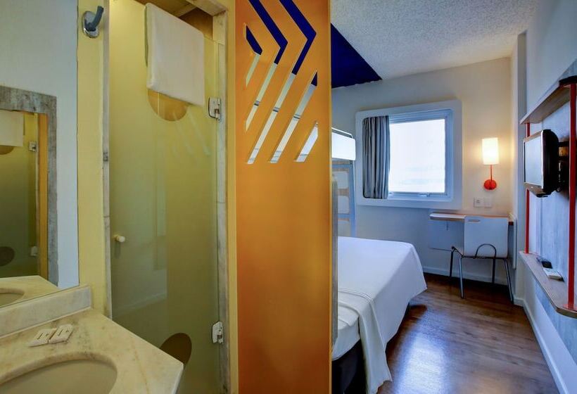 Hotel Ibis Budget Tambore