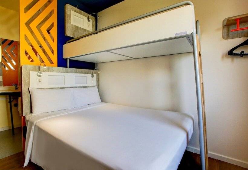 Hotel Ibis Budget Tambore