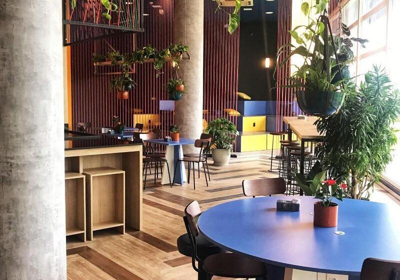 Hotel Ibis Budget Tambore