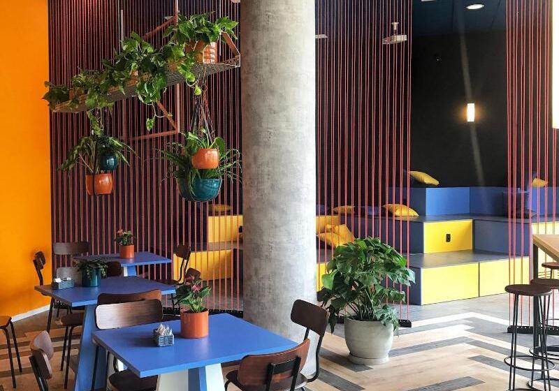 Hotel Ibis Budget Tambore