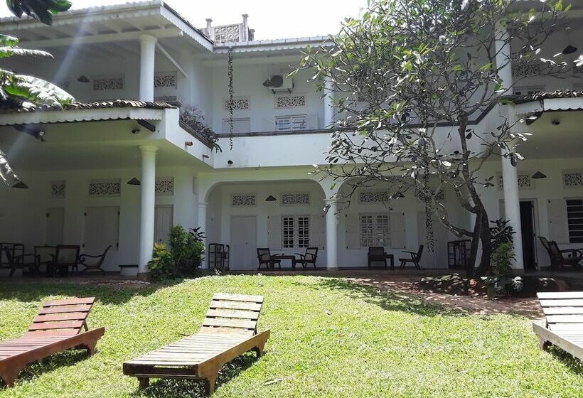 Palm Villa Mirissa Hotel&spa