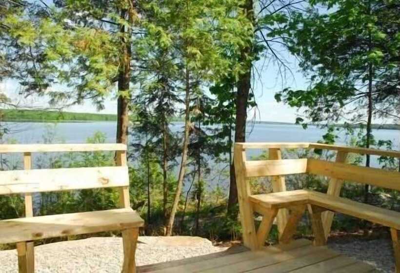 Отель Wilderness Tours Rafting Resort