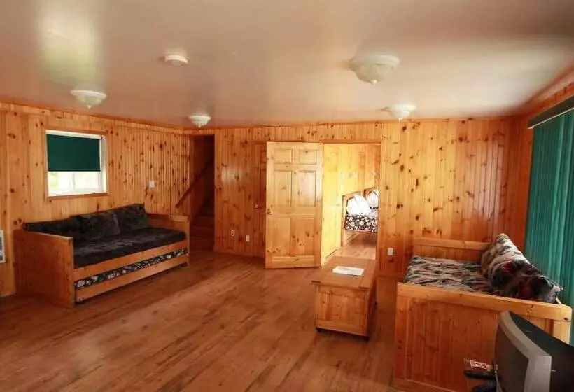 Hotelli Wilderness Tours Rafting Resort