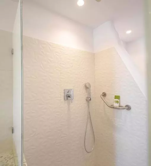 ペンション Cyano Suites