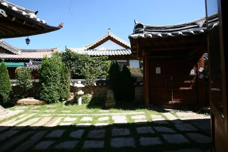 Majatalo Gaeunchae 2