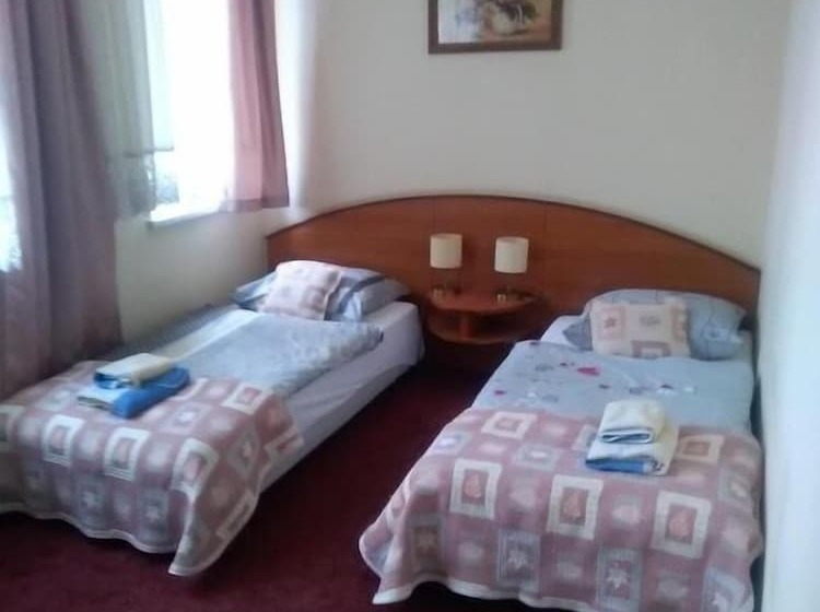 Pensjonat Iskra By Katowice Airport