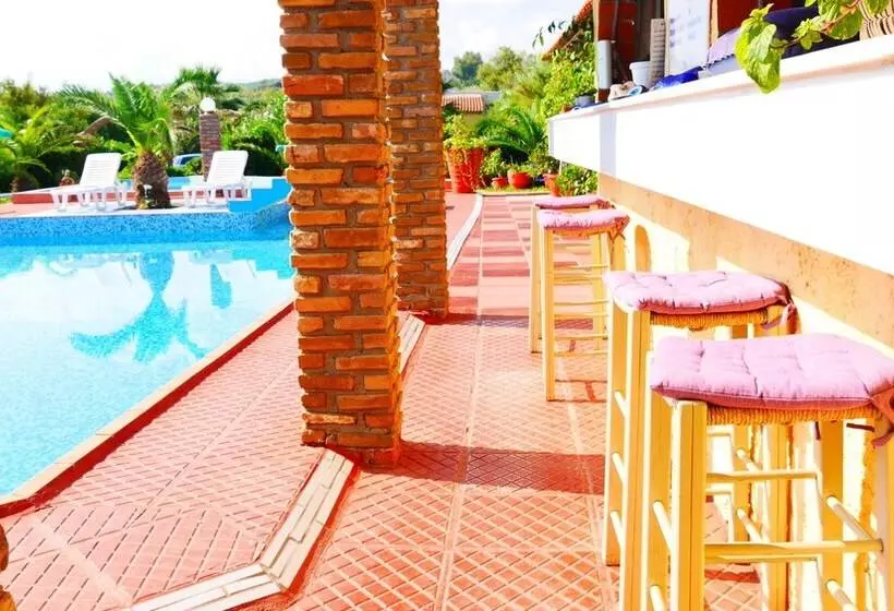 Stavros Villas And Apartments