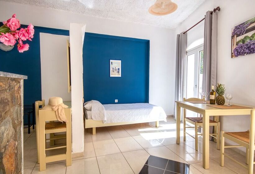 Stavros Villas And Apartments