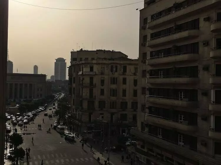 هاستل Sufi House