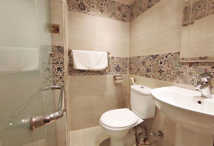 هاستل Sufi House