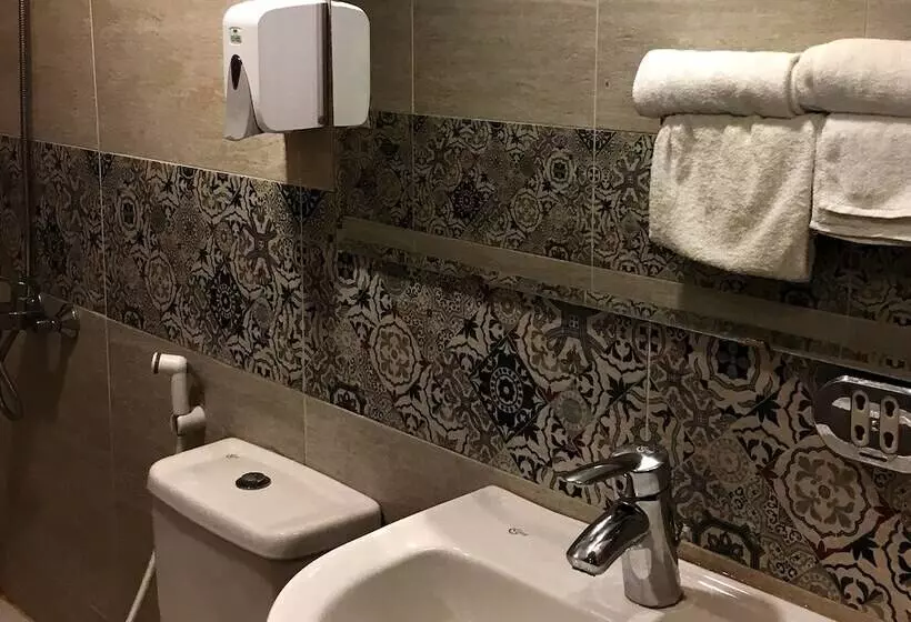 هاستل Sufi House