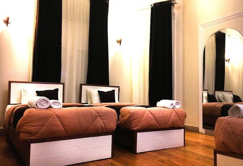 هاستل Sufi House