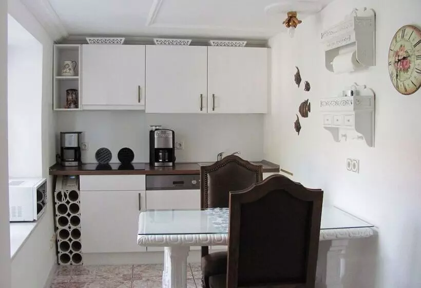 Apartment Storchenfärbe