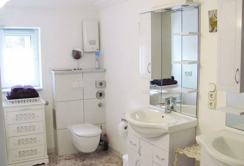 Apartment Storchenfärbe