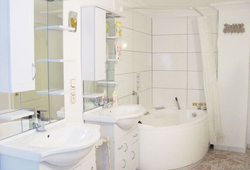 Apartment Storchenfärbe