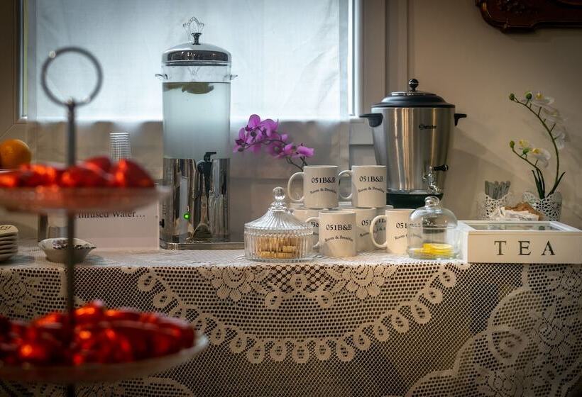 مبيت وإفطار 051 Room & Breakfast