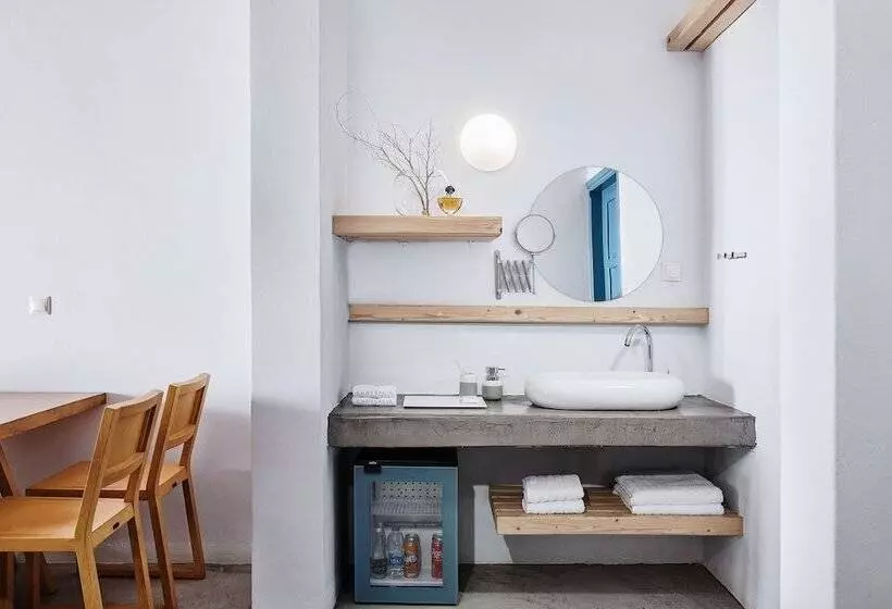 ホテル Chrysalis Boutique   Adults Only