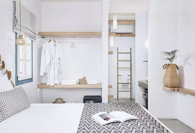 ホテル Chrysalis Boutique   Adults Only