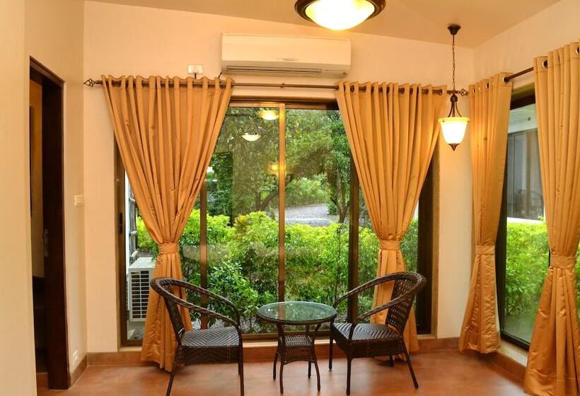 ホテル Forest Village Holiday Homes